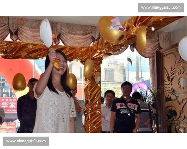 传蛋比赛热潮席卷全城挑战极限合作与技巧考验争夺最强团队荣耀