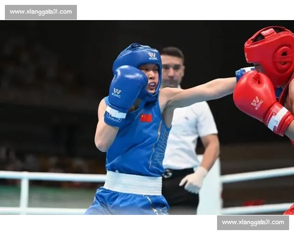 小拳击赛场热血激战挑战极限力与技巧的巅峰对决